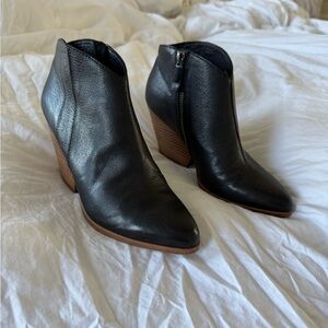Eileen fisher black booties